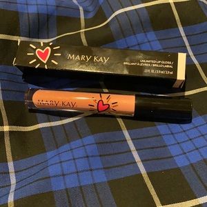 MK unlimited confident pink lipgloss